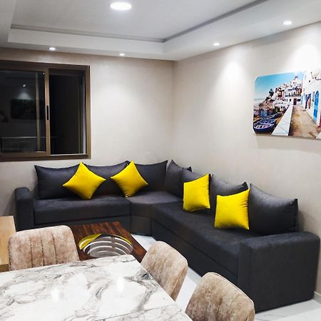 Super Apartement Totalement Neuf Et Climatise A Cote Du Centre Commercial Marjane M2 Tanger Exteriör bild