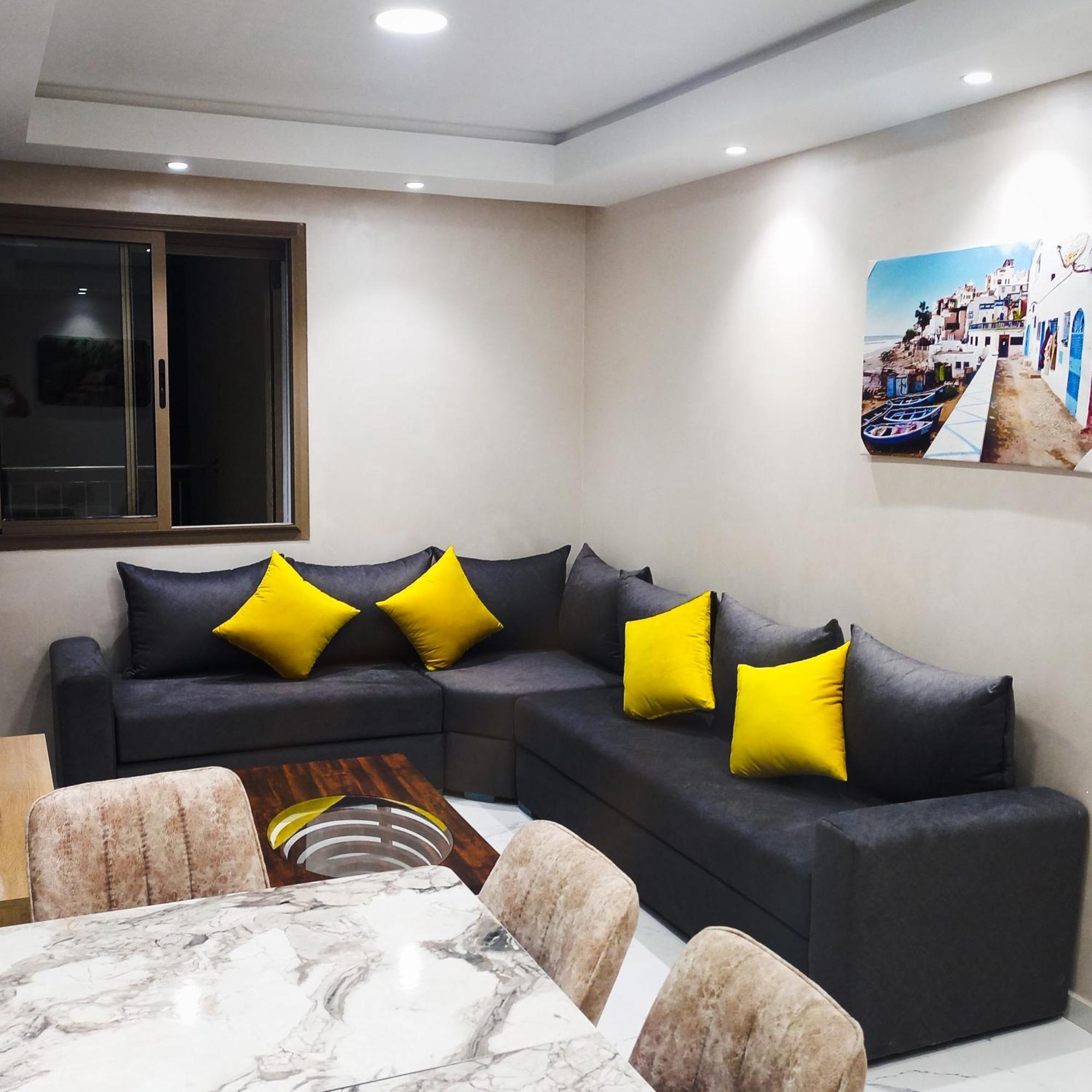 Super Apartement Totalement Neuf Et Climatise A Cote Du Centre Commercial Marjane M2 Tanger Exteriör bild