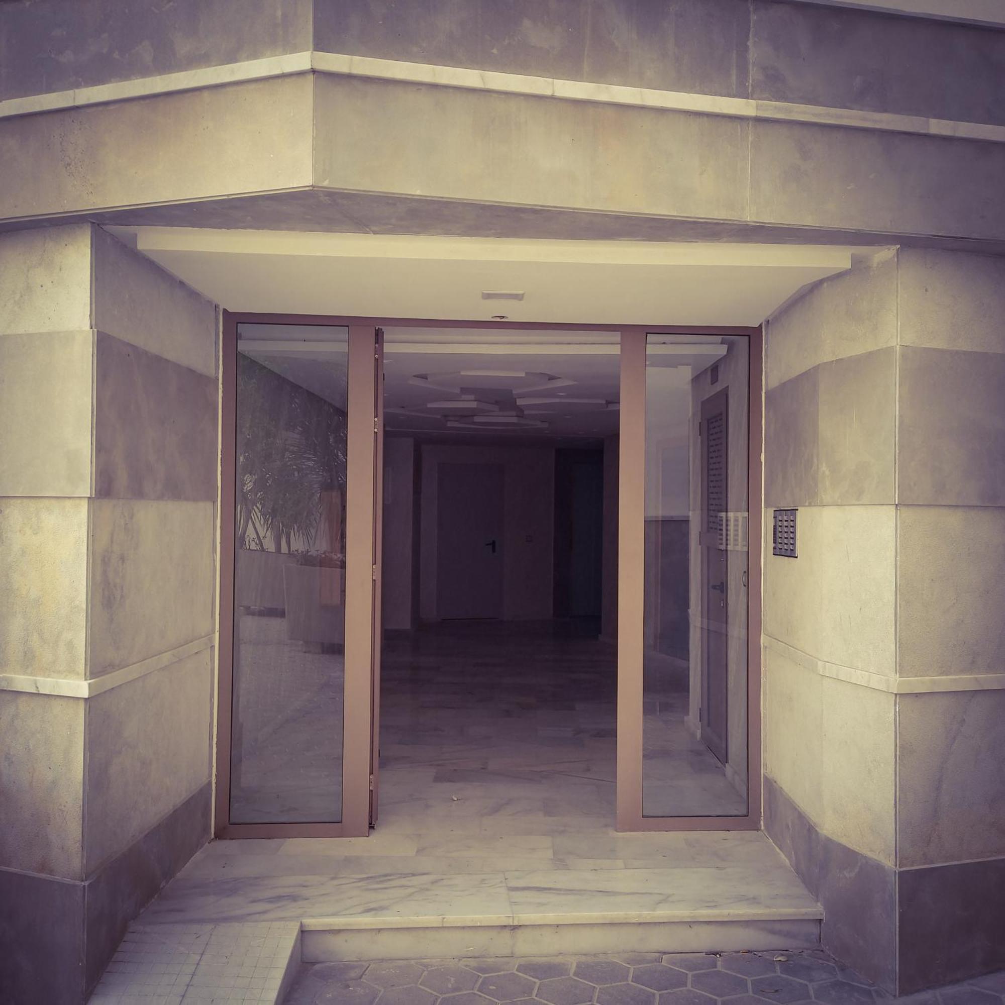 Super Apartement Totalement Neuf Et Climatise A Cote Du Centre Commercial Marjane M2 Tanger Exteriör bild